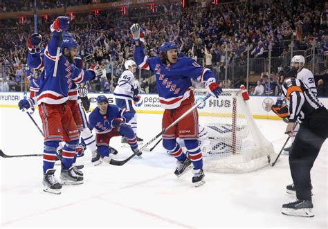Compare New York Rangers Odds & Lines (Puck Line, ML, Total).